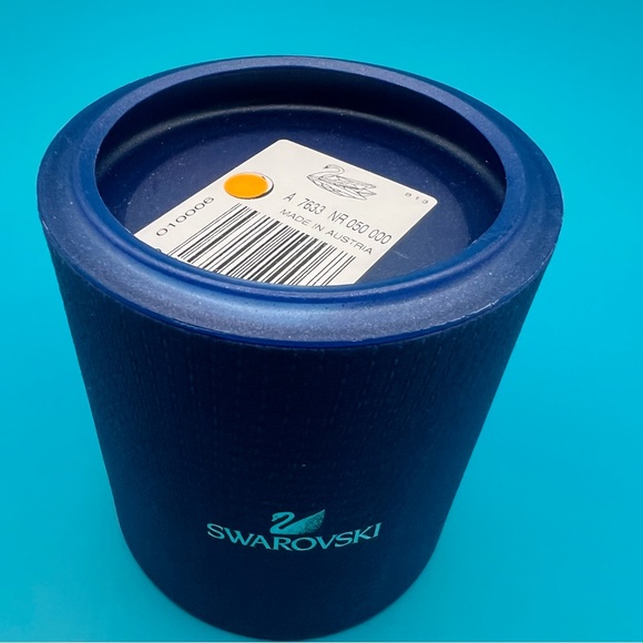 Swarovski Swan Medium 010006 with Box - Picture 14 of 15